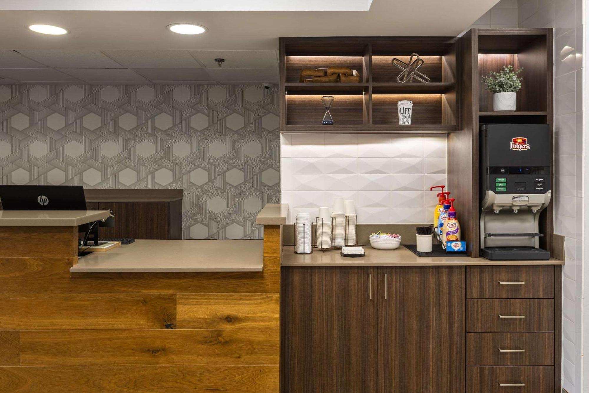 Country Inn & Suites By Radisson, Lake Norman Huntersville, Nc ภายนอก รูปภาพ